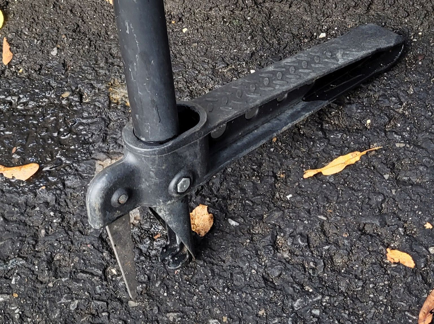 Arrache pissenlit Fiskars