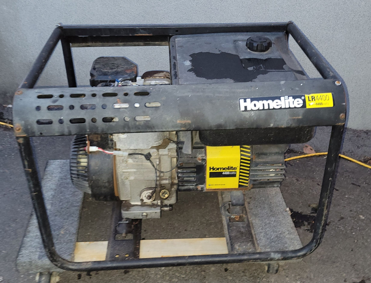 Génératrice Homelite 4400 watts