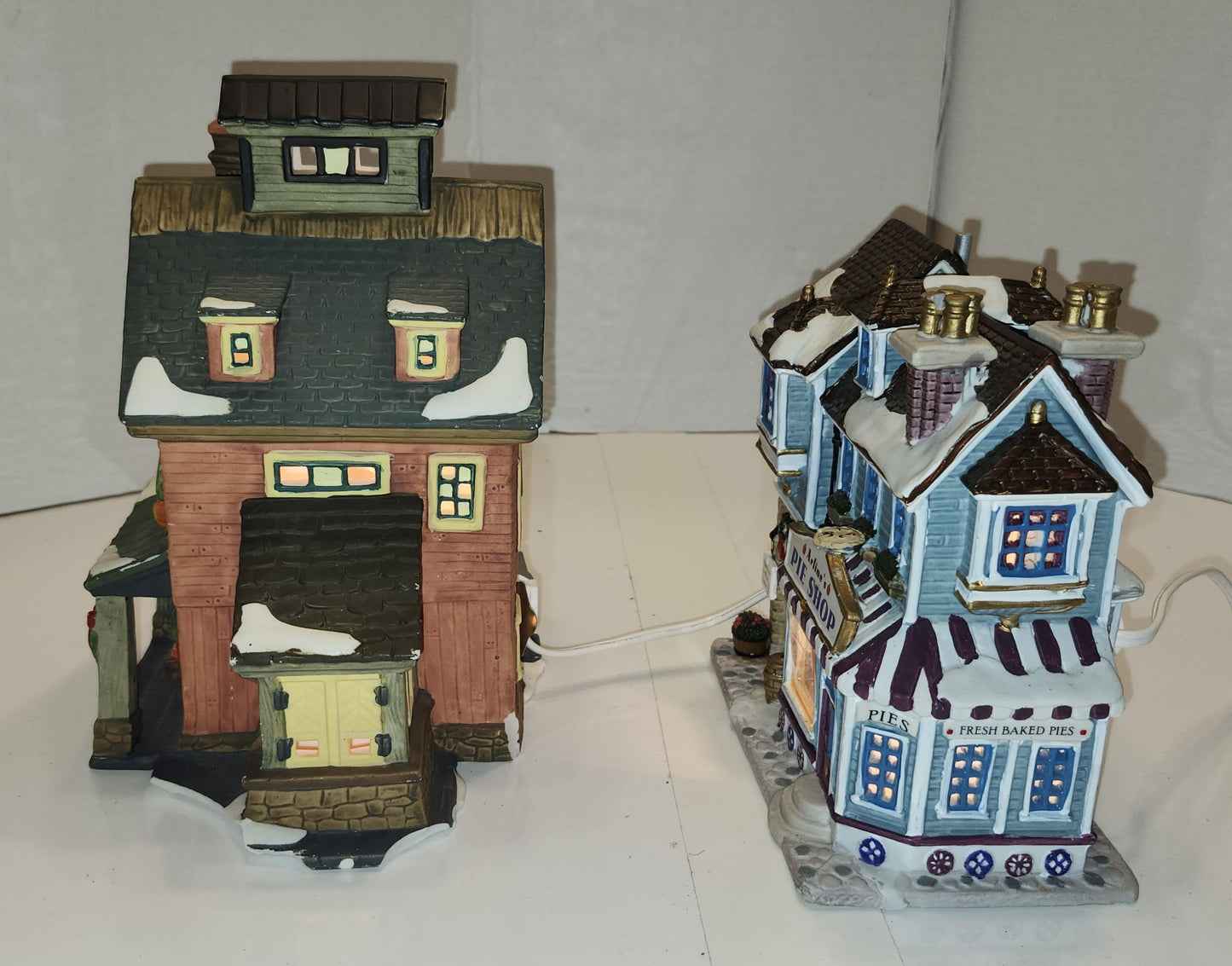 Maison en céramique pour village - Arline's Pie Shop avec Marché