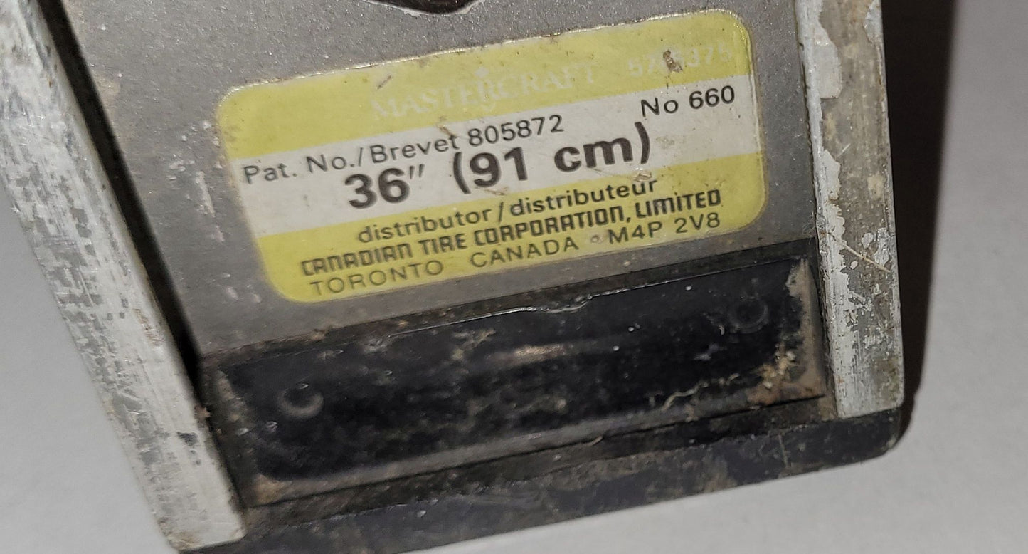 Niveau à bulles 36''