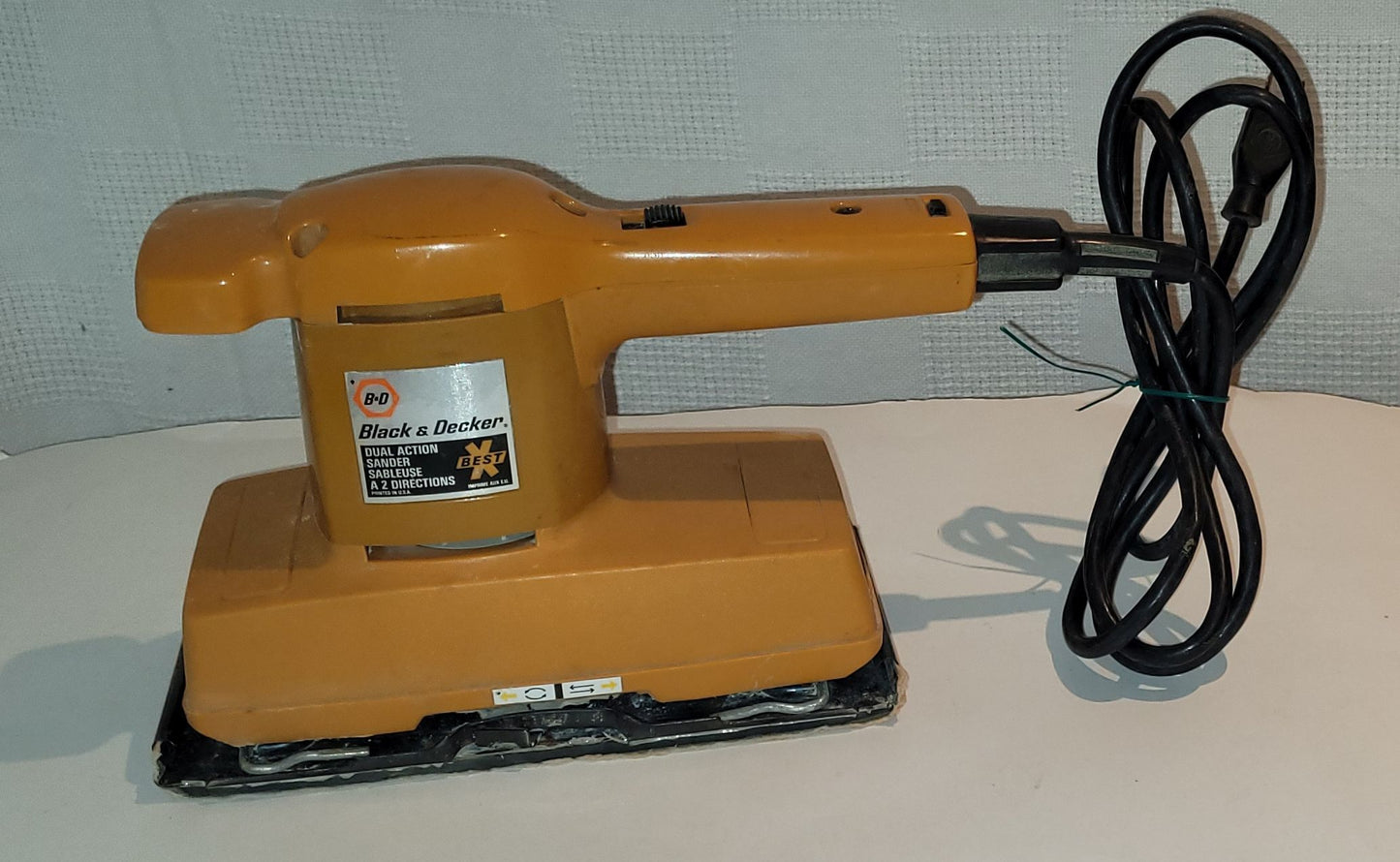 Ponceuse électrique Black N'Decker