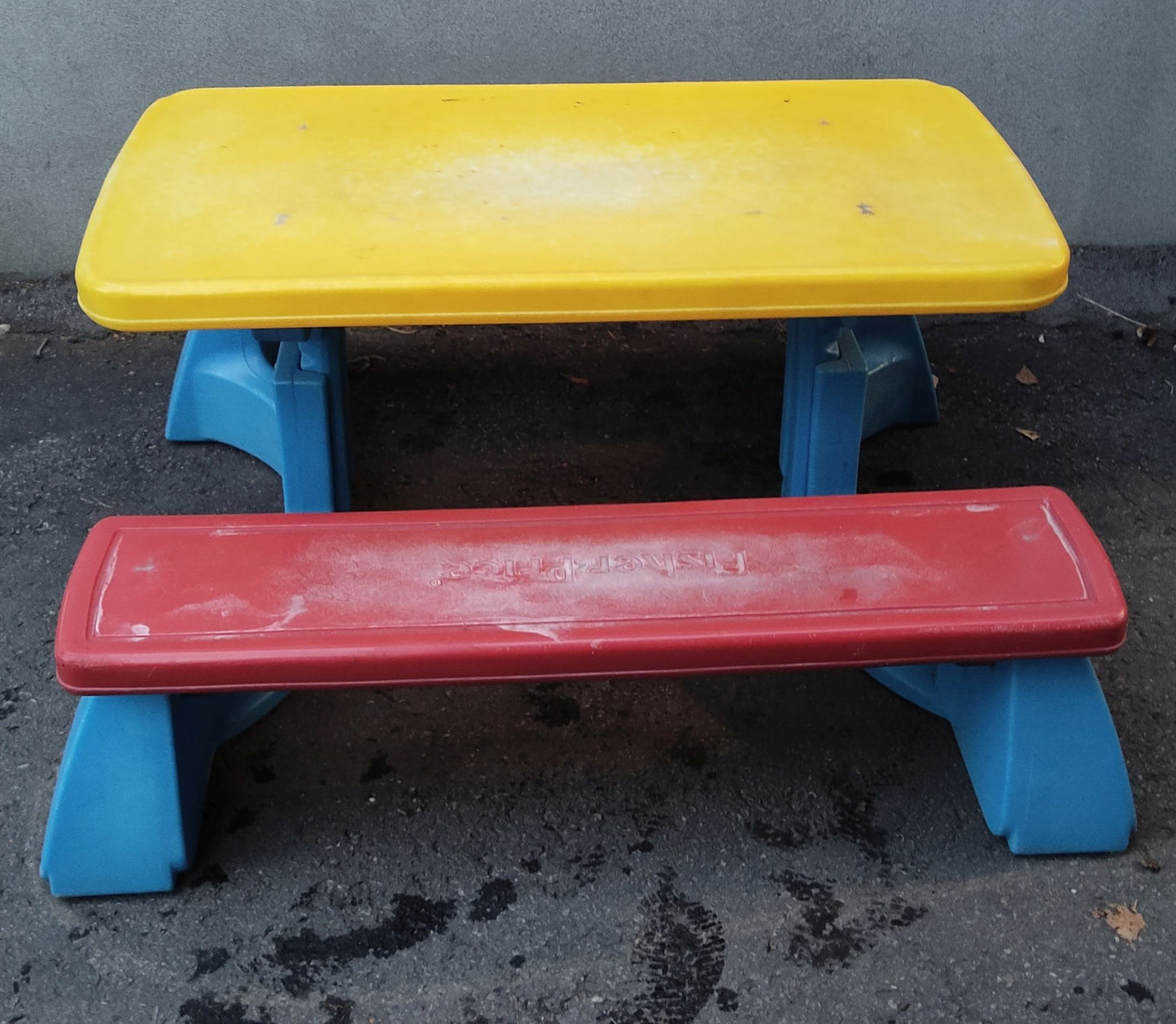 Table à pique-nique 4 enfants Fisher Price non pliable