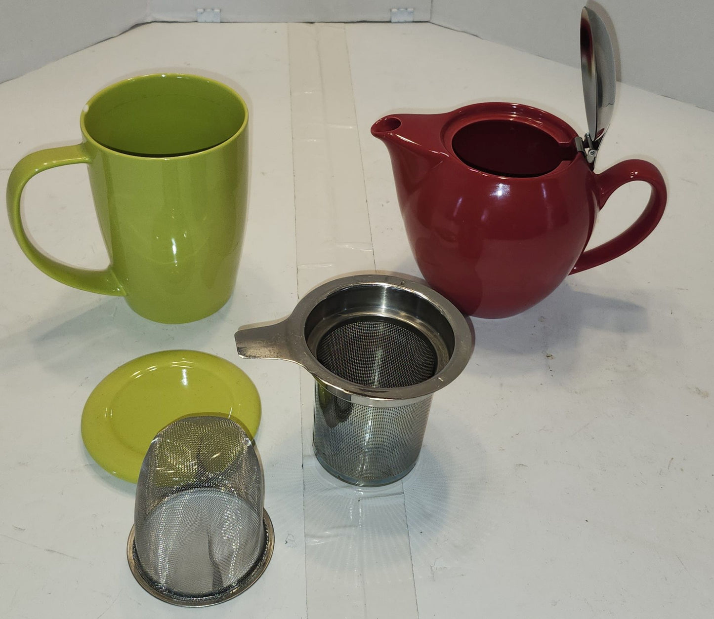 Théière avec tasse
