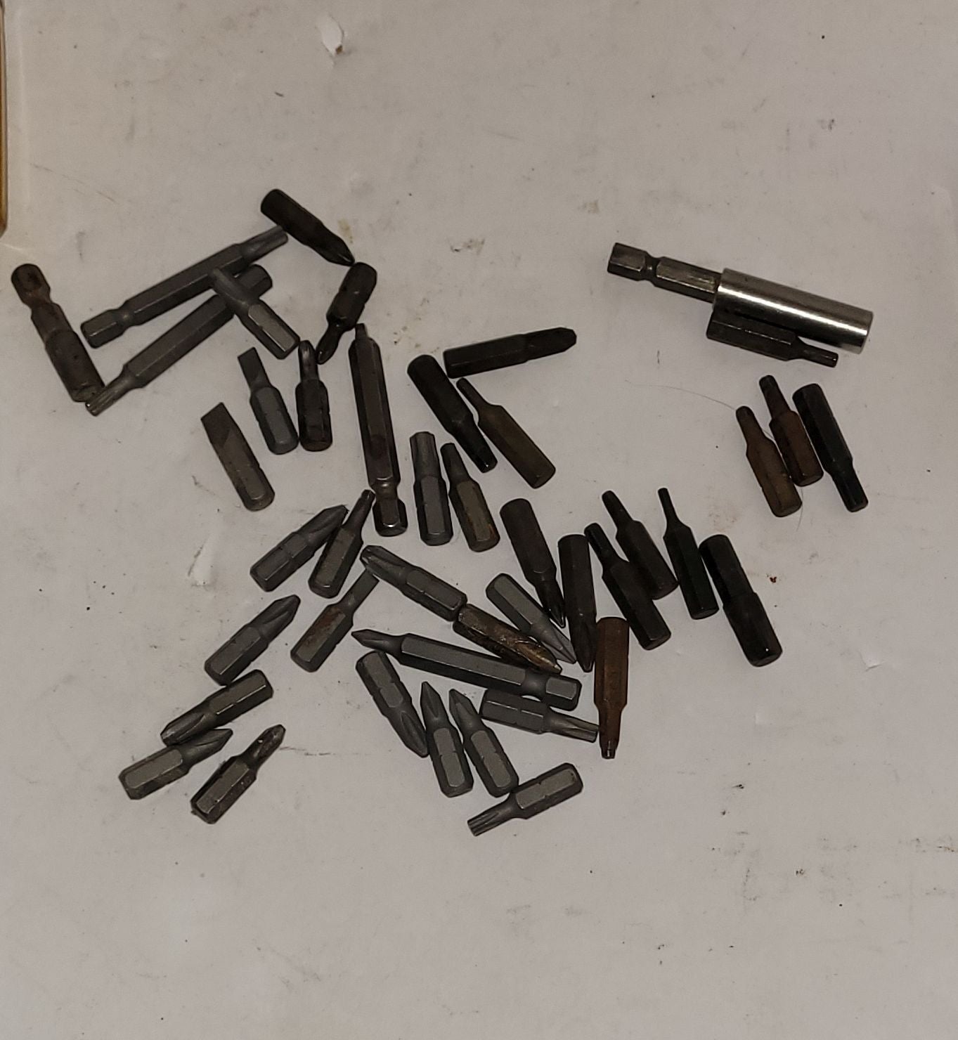 Tournevis multi têtes