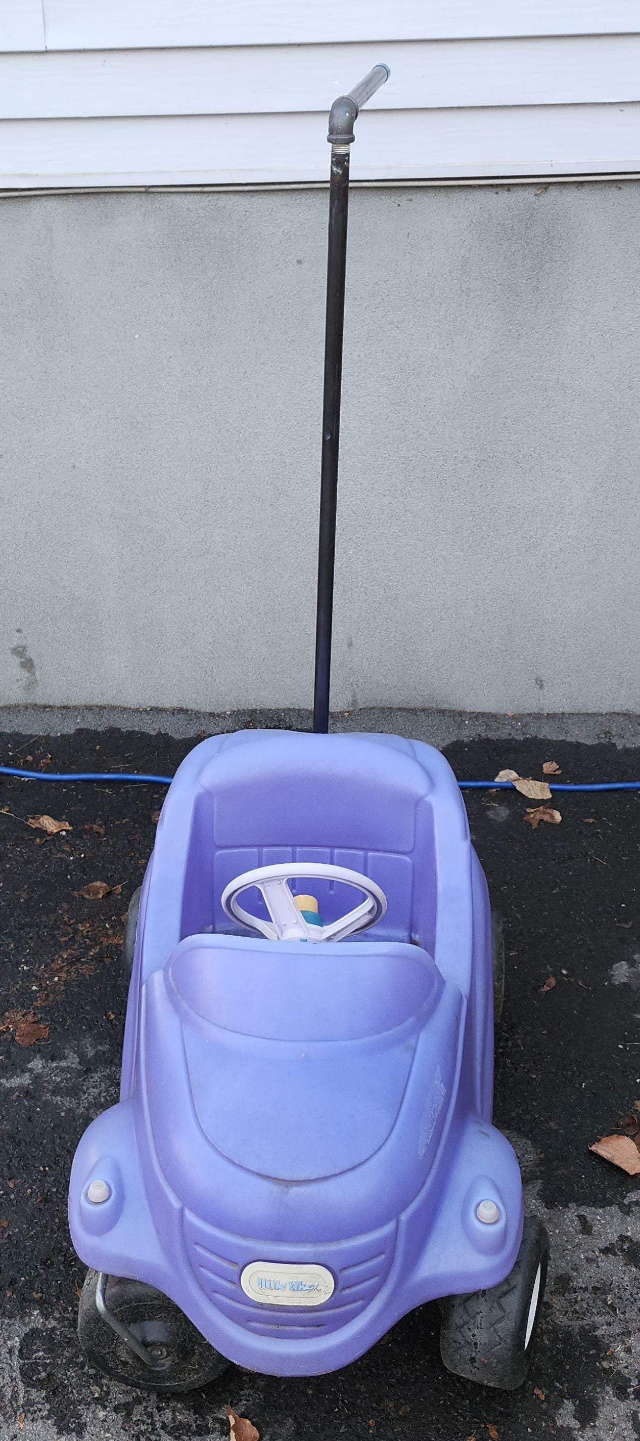 Voiture à pousser Little Tikes