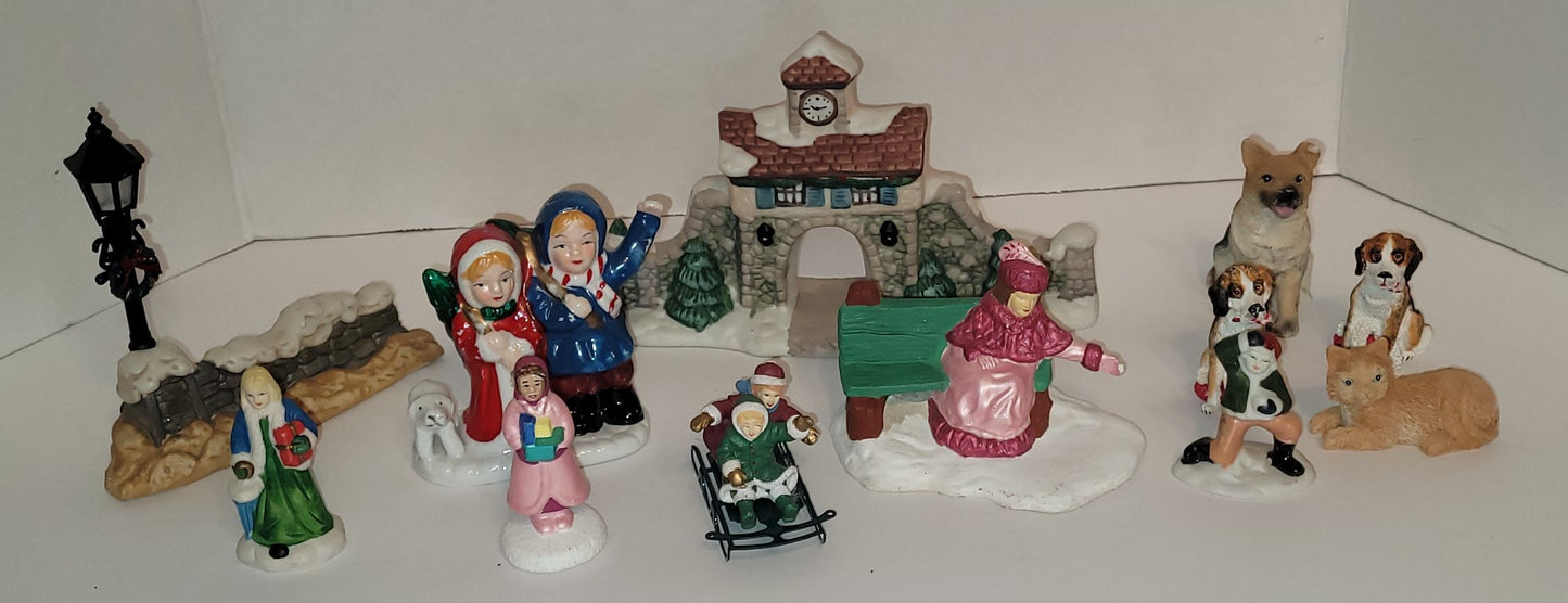 Ensemble de 9 items pour village