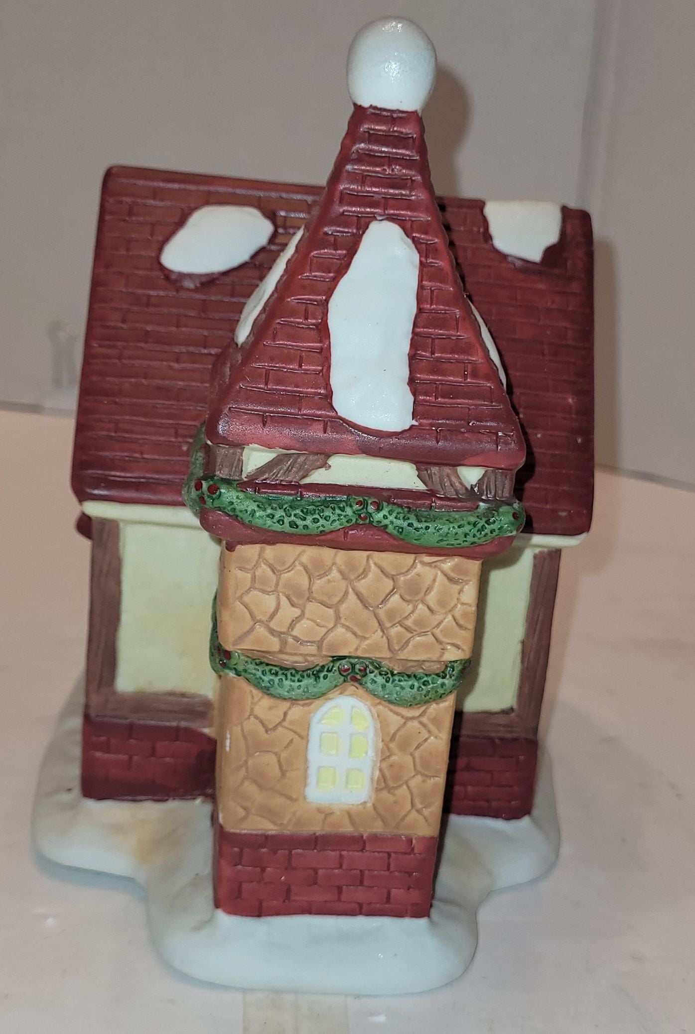 Maison en céramique pour village - Bureau de poste