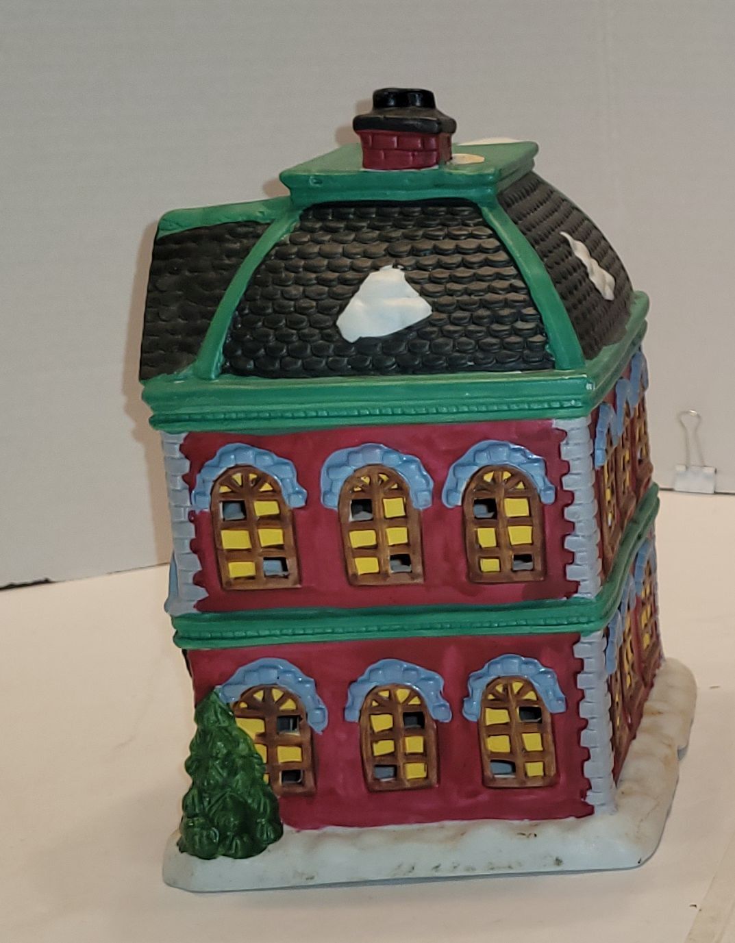 Maison en céramique pour village- Restaurant