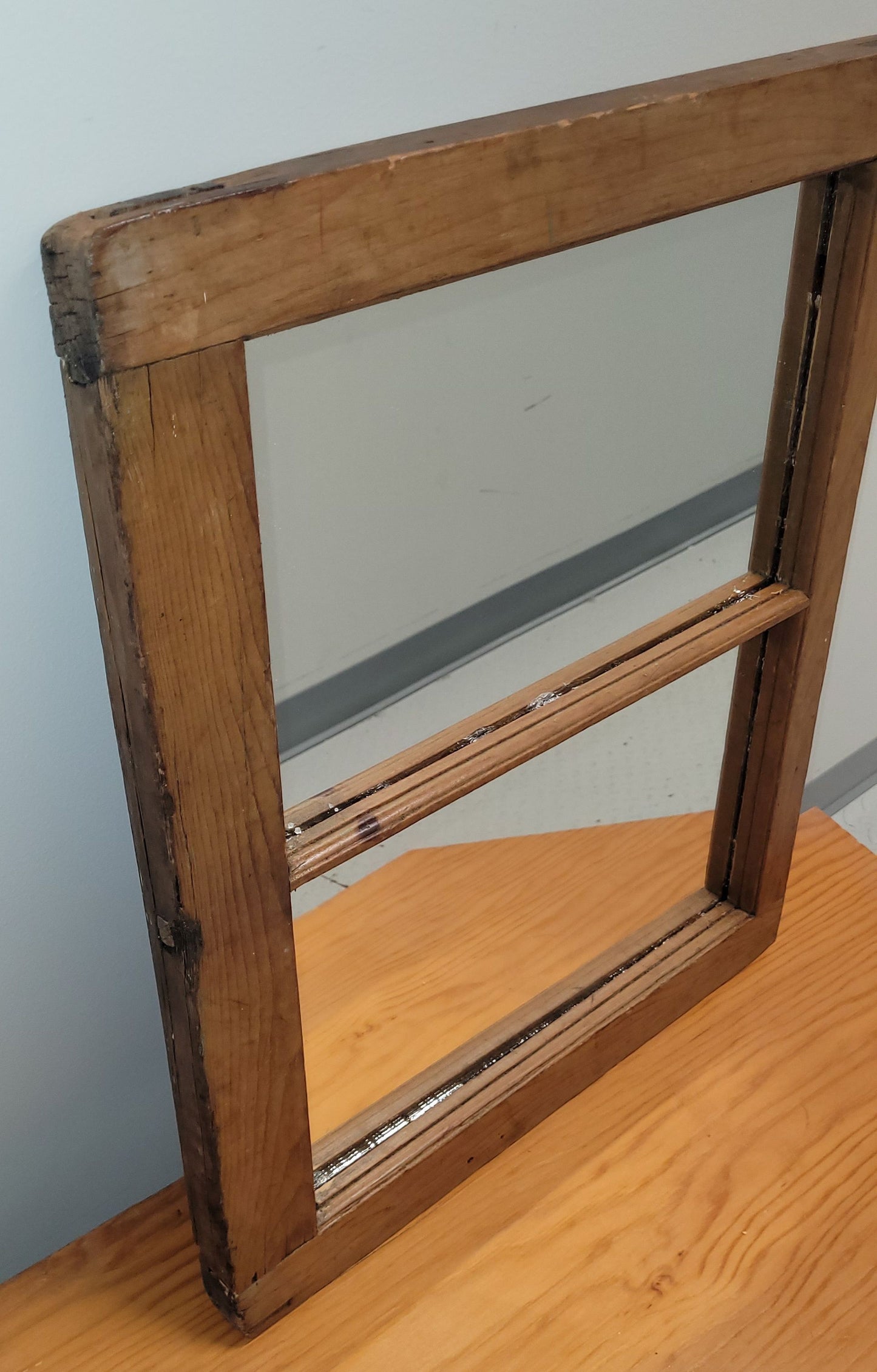 Miroir avec cadre en bois