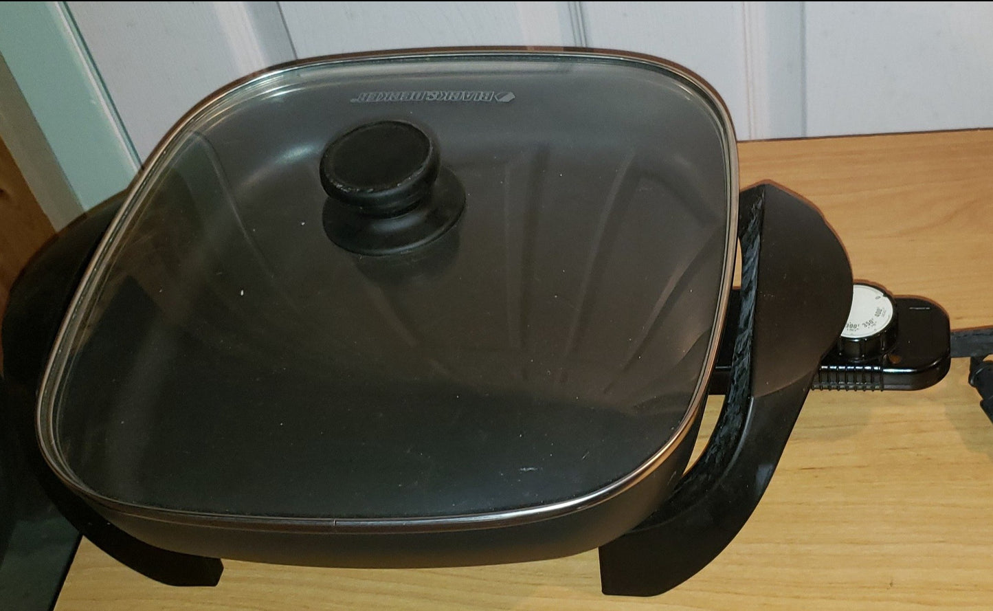 Poêlon électrique Black N'Decker