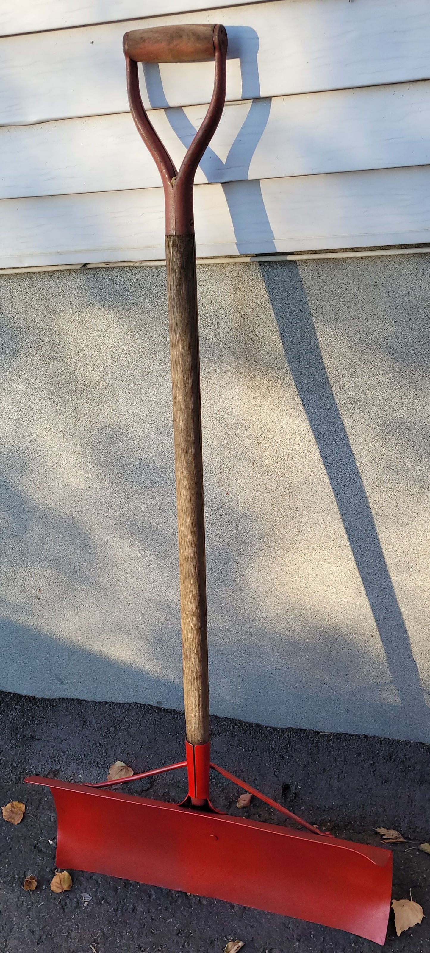 Pousse neige en métal