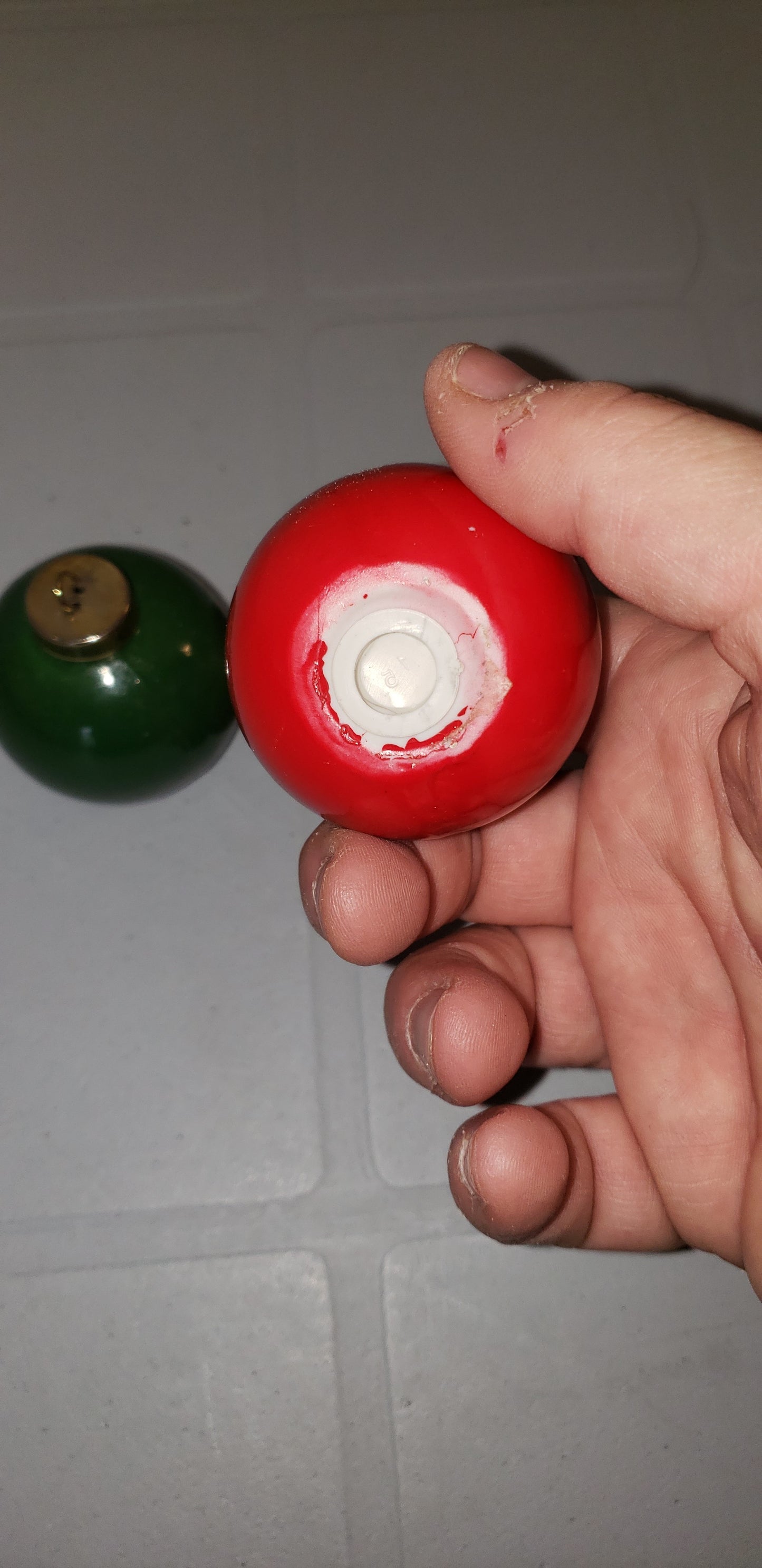 Salière et poivrière boule de Noël