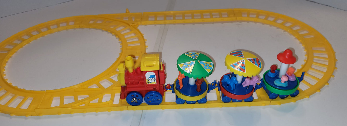 Train en plastique
