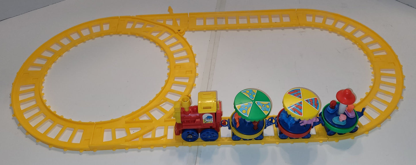 Train en plastique