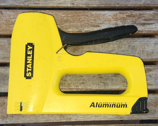 Agraffeuse Stanley Aircraft TR150