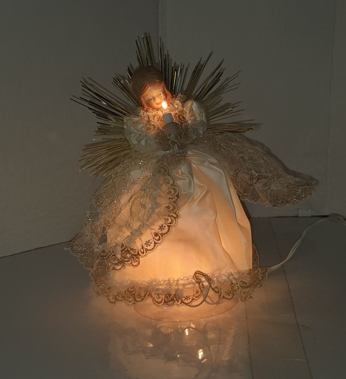 Ange lumineux en céramique pour sommet de sapin