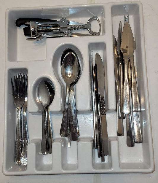 Coutellerie 6 personnes avec rangement