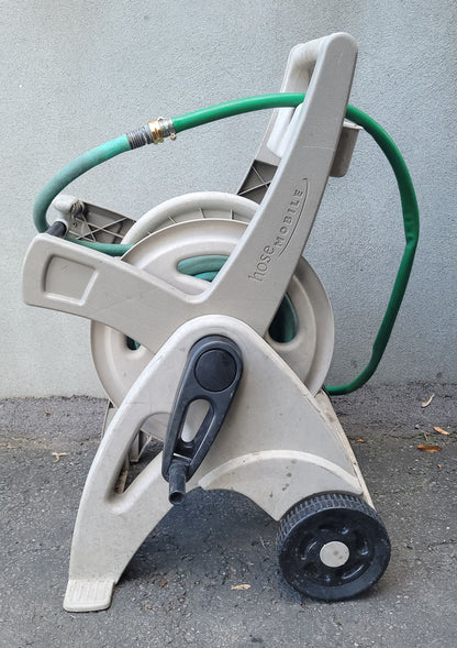 Dévidoir sur roues Suncast