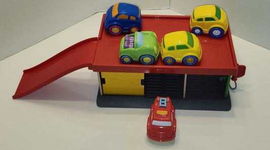 Garage avec voiture
