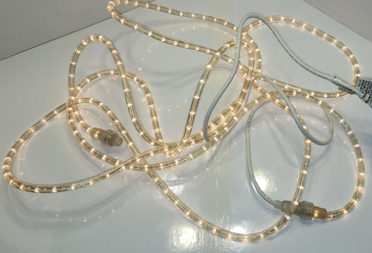 Jeu de lumière en ruban blanc