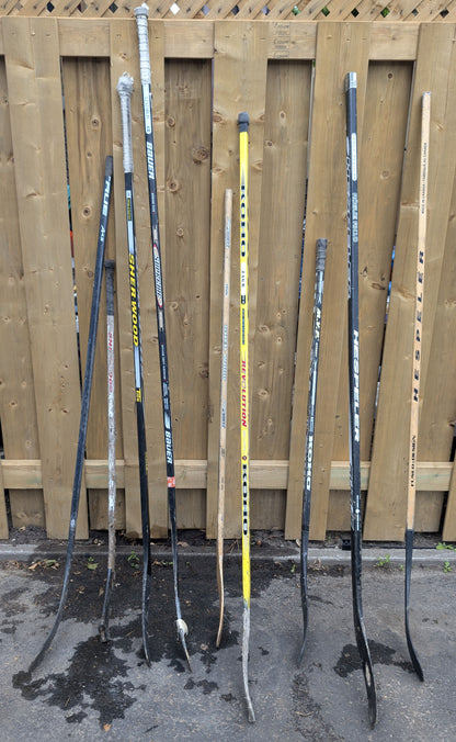 Bâtons de hockey en bois