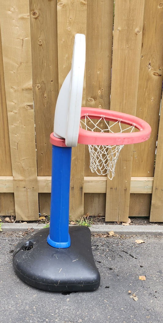 Panier de basketball ajustable Little Tikes
