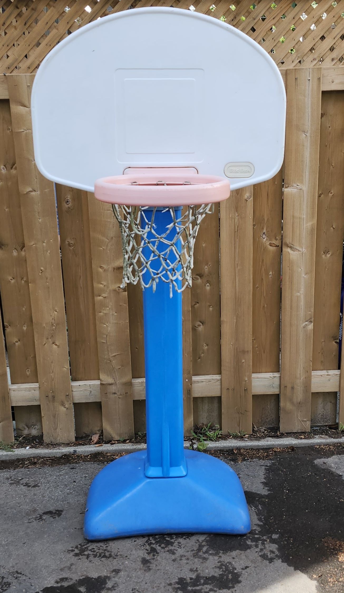 Panier de basketball ajustable Little Tikes