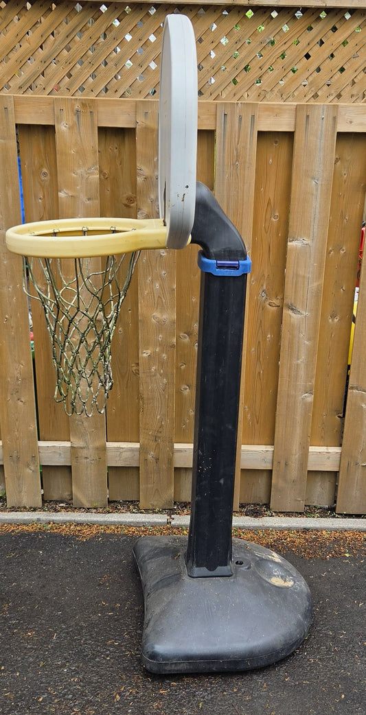 Panier de basketball ajustable Little Tikes