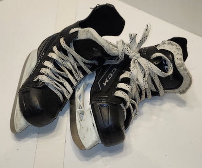Patin à glace CCM
