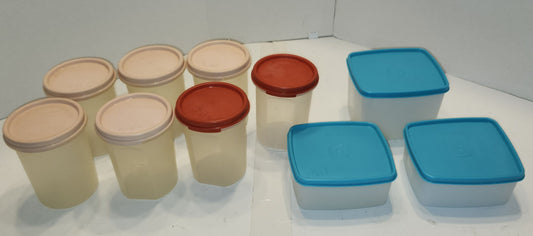 Plats en plastique Tupperware