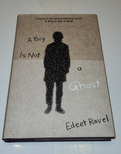 Livre A Boy is not a ghost de Edeet Ravel