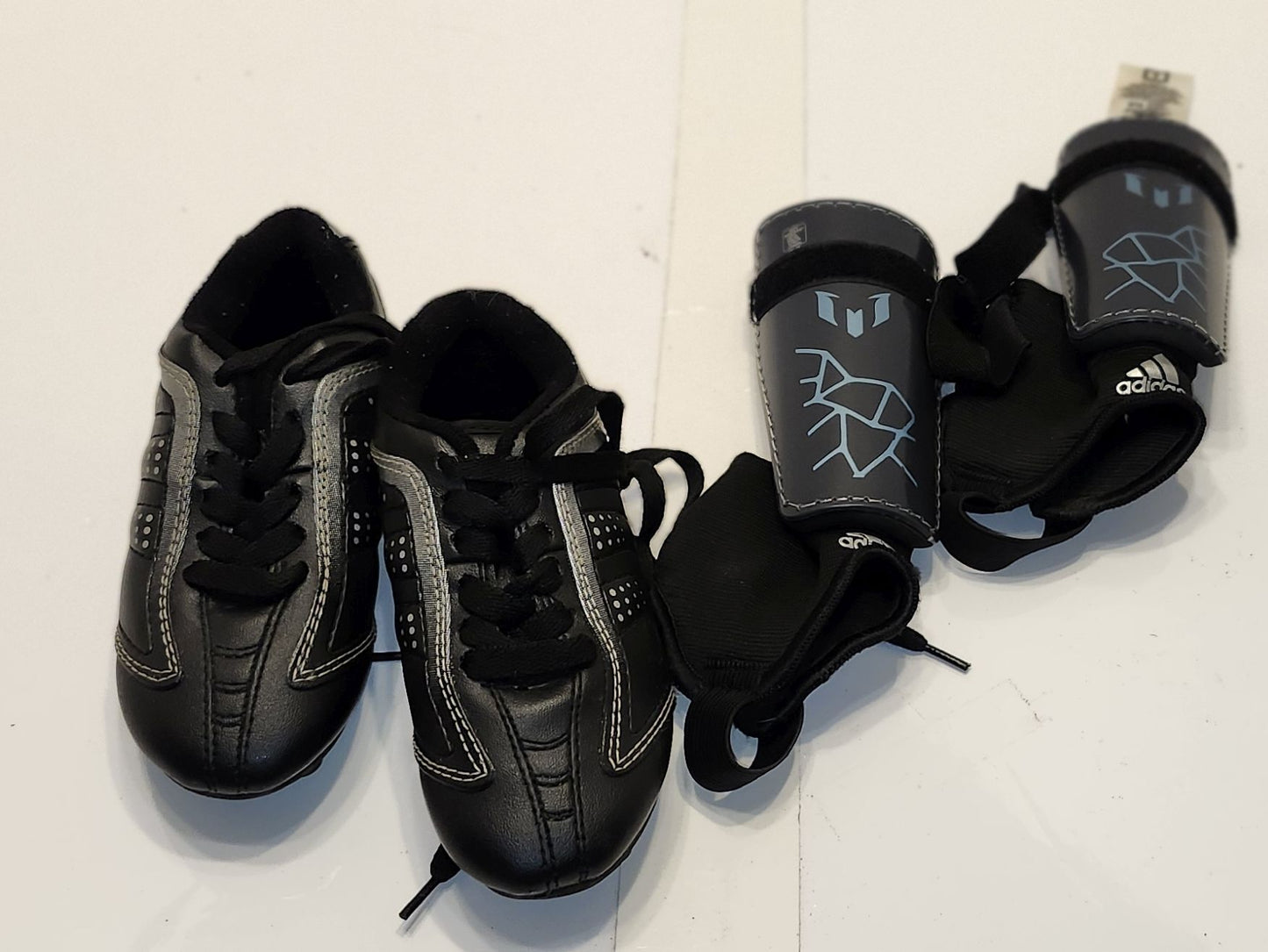Souliers de soccer et protège-tibia