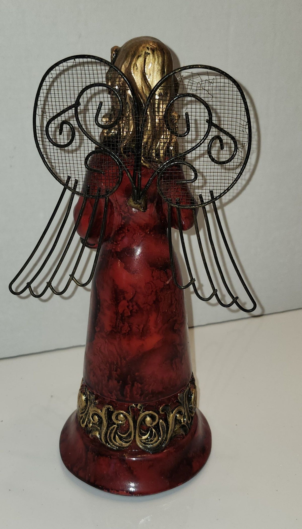 Statuette d'ange en céramique