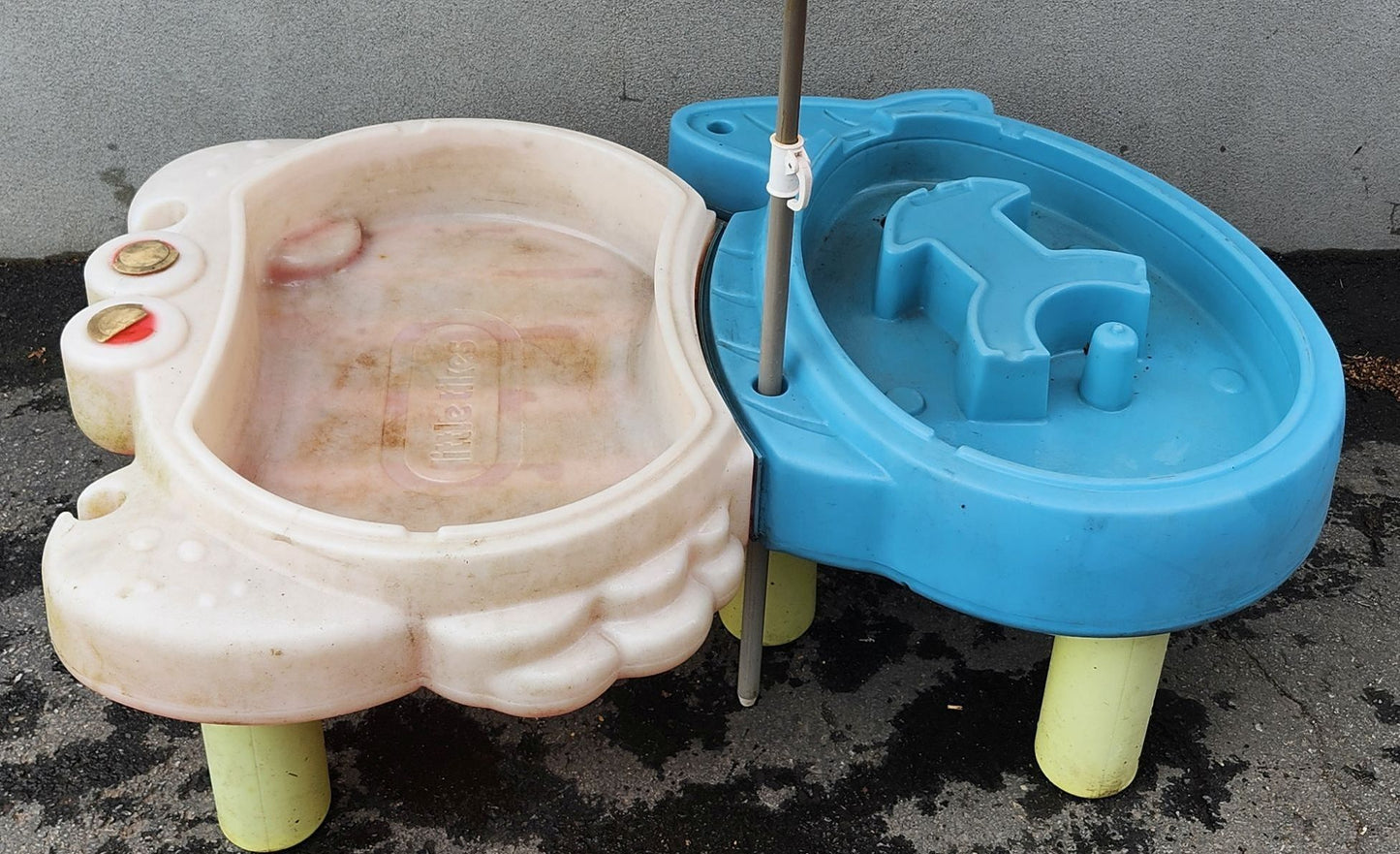 Table d'eau Little Tikes