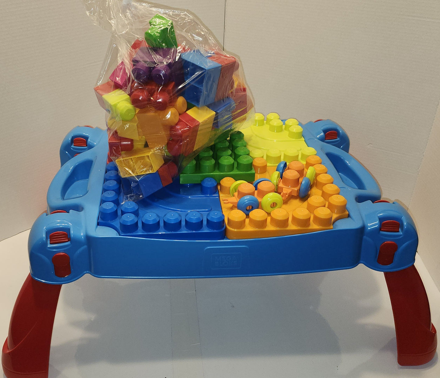 Table Mégabloks