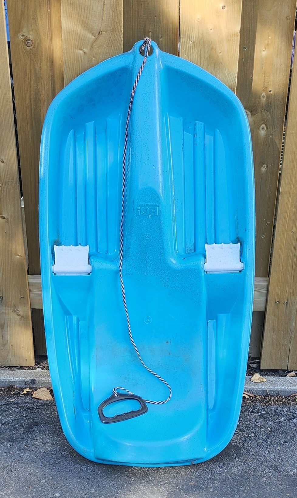 Traîneau en plastique avec freins H2O