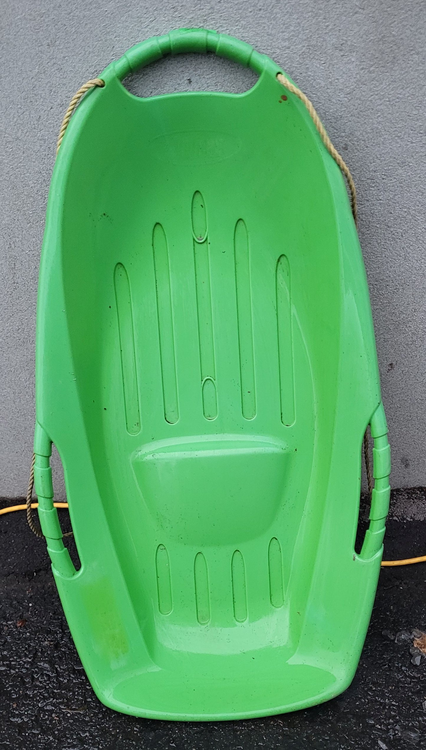 Luge en plastique Pélican