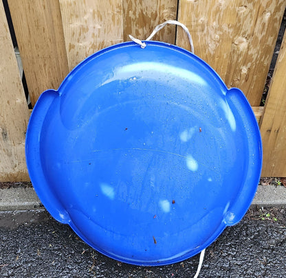 Luge en plastique rond