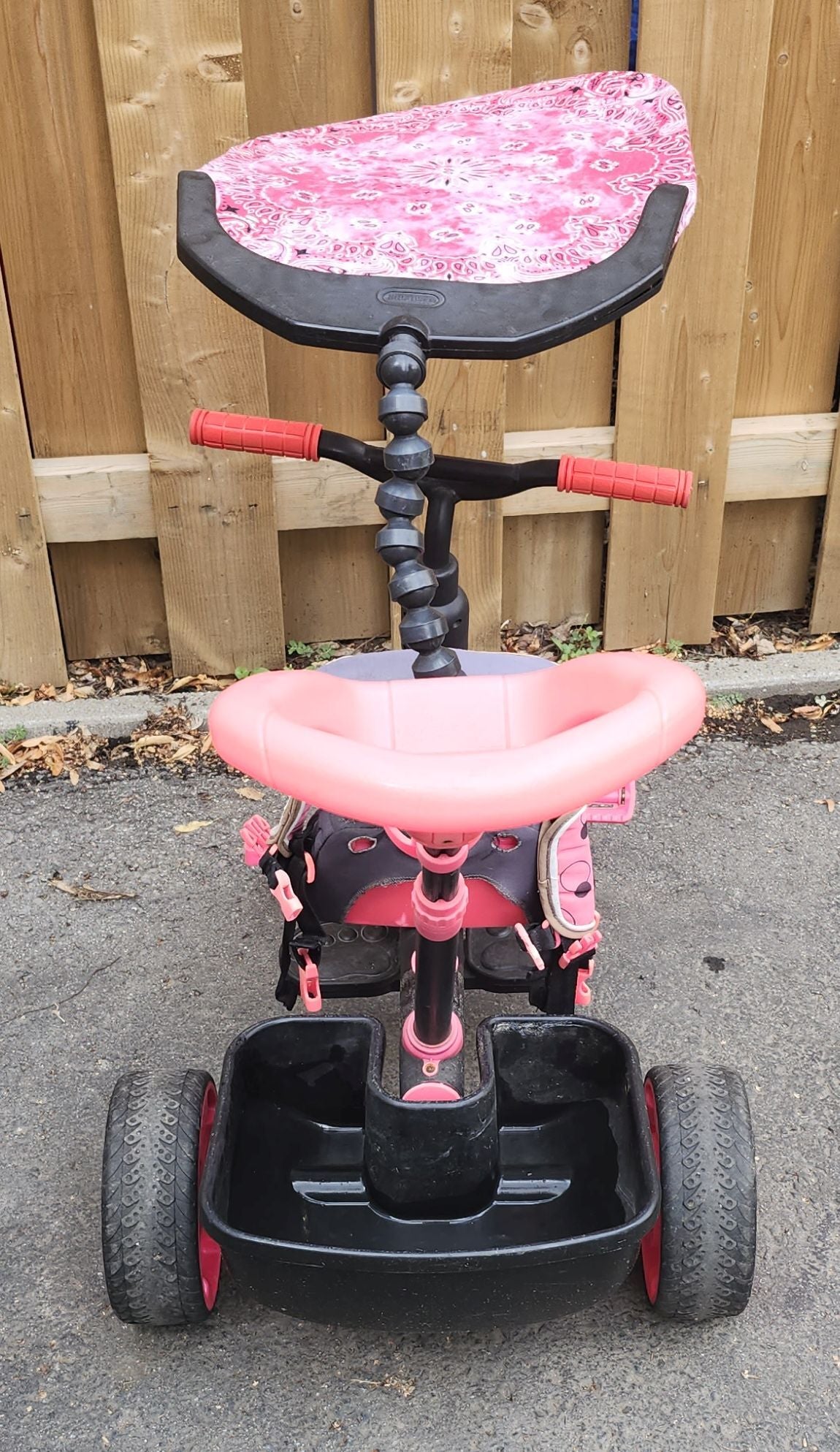 Tricycle Little Tikes