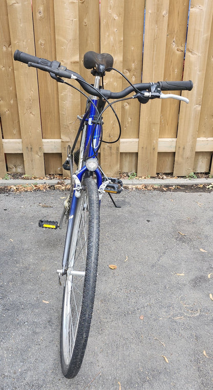 Vélo 700 X 35C Univega
