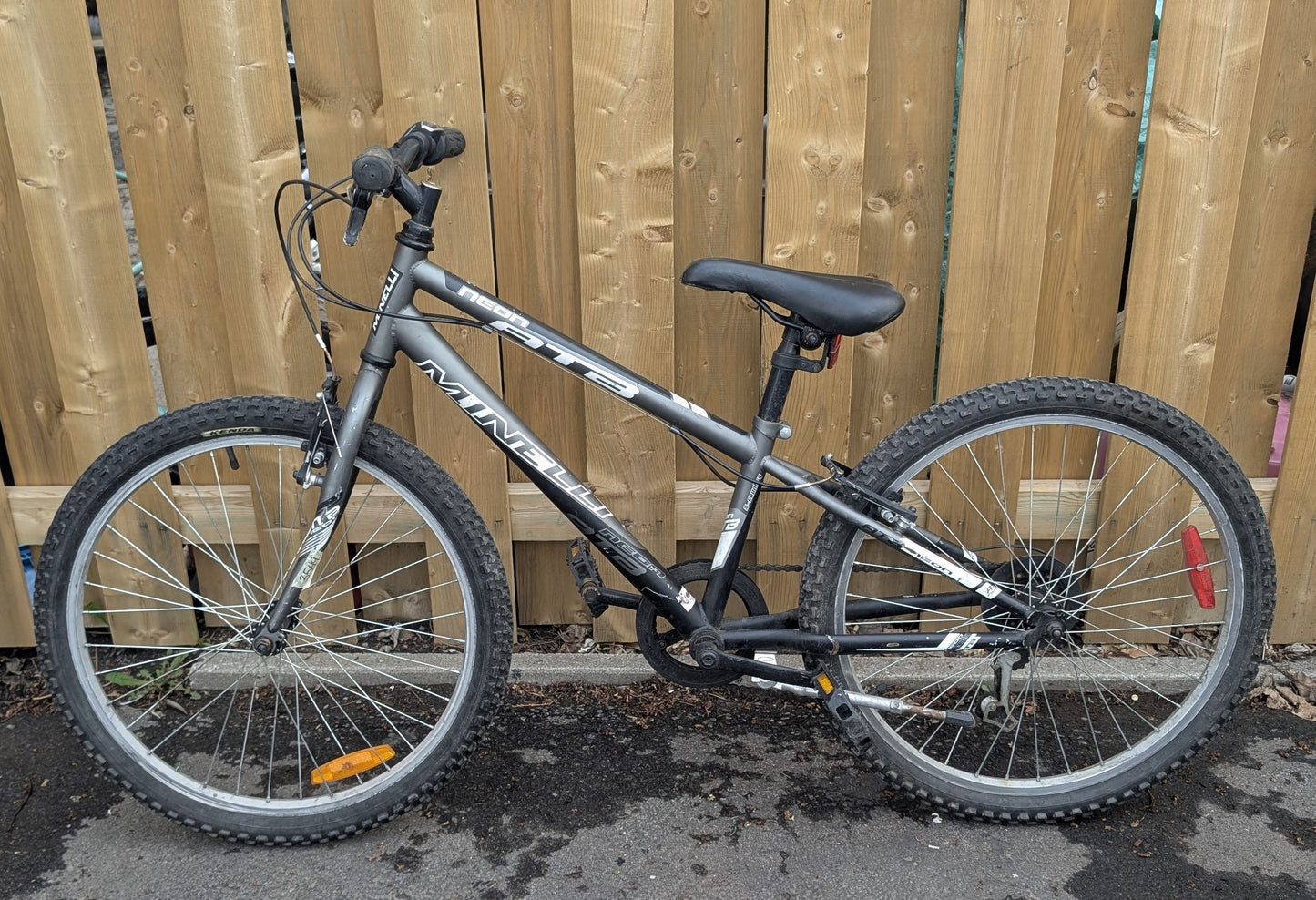 Vélo 24'' Minelli Néon