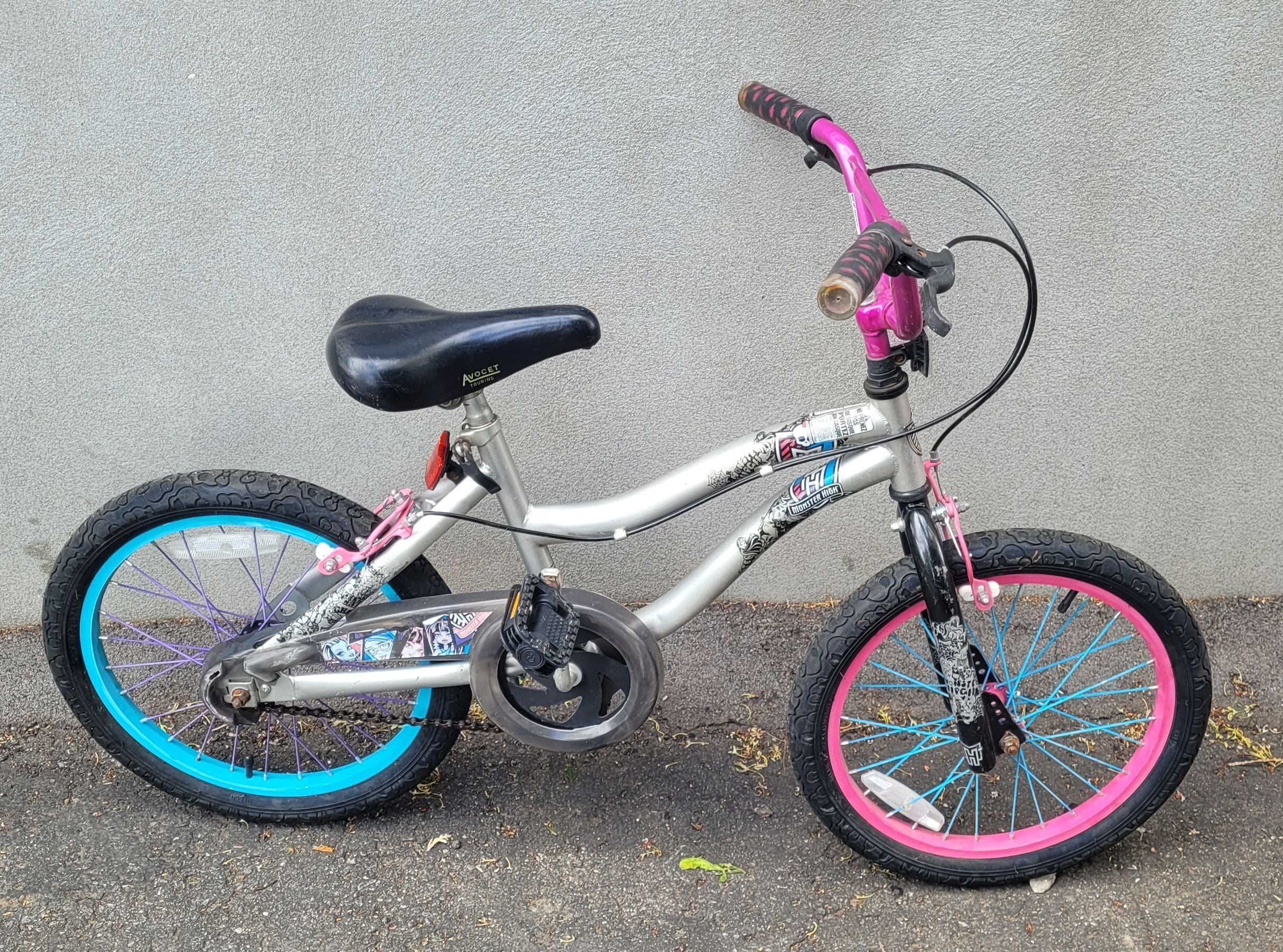 Monster high hotsell 18 inch bike