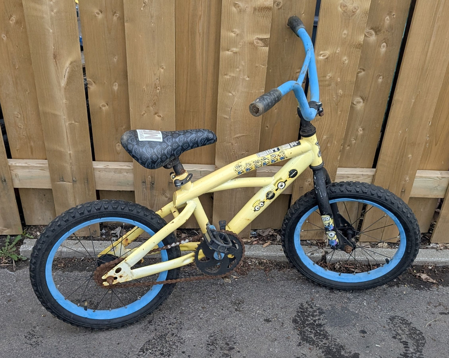 Vélo 16'' Dynacraft Minons