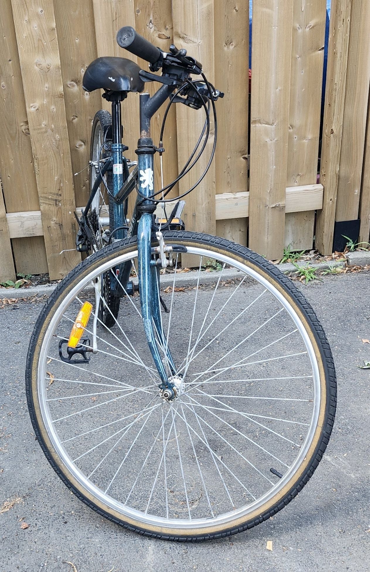 Vélo 700 X 38C Peugot Evasion