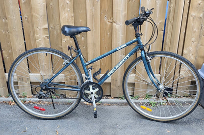 Vélo 700 X 38C Peugot Evasion