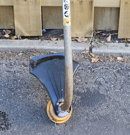 Weed eater / Coupe herbe électrique Ryobi