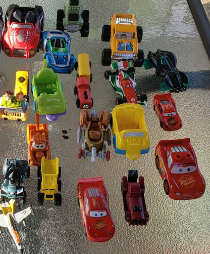 Lot de véhicules divers